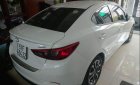 Mazda 2 2017 - Cần bán gấp Mazda 2 đời 2017, màu trắng xe gia đình