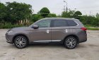 Mitsubishi Outlander 2.0 CVT 2019 - Bán Mitsubishi Outlander 2.0 STD, màu nâu, tại Quảng Trị, hỗ trợ trả góp 80%, giá tốt, hotline 0911.821.457