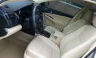 Toyota Camry 2.0E 2015 - Bán Toyota Camry 2.0E sản xuất năm 2015, màu vàng