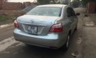 Toyota Vios  1.5E 2010 - Bán xe Toyota Vios 1.5E năm 2010, màu bạc số sàn, 310tr