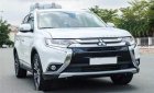 Mitsubishi Outlander  2.0 CVT 2019 - Bán xe Mitsubishi Outlander 2.0 CVT đời 2019, màu trắng, giá cạnh tranh