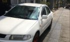 Mazda 323 1.6 MT 2001 - Bán xe Mazda 323 màu trắng, đời 2001, máy móc ổn