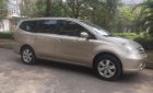 Nissan Livina MT 2011 - Gia đình cần bán chiếc xe Nissan Livina sx cuối 2011, màu ghi vàng, nội thất nguyên bản