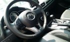 Mazda 3 AT 2018 - Bán gấp Mazda 3 2018 màu trắng, chính chủ, xe đi 22000 km