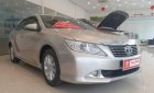 Toyota Camry   2.0E   2014 - Bán Toyota Camry 2.0E sản xuất 2014, màu vàng chính chủ