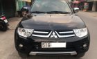 Mitsubishi Pajero 2017 - Cần bán gấp Mitsubishi Pajero năm 2017, màu đen xe gia đình