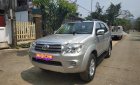 Toyota Fortuner    2010 - Gia đình bán xe Toyota Fortuner đời 2010, màu bạc