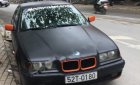 BMW 3 Series 320i 1996 - Cần bán lại xe BMW 3 Series 320i đời 1996, màu đen, giá rẻ