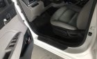 Hyundai Elantra  1.6AT 2017 - Bán Hyundai Elantra 1.6AT đời 2017, màu trắng, xe nhập, giá tốt