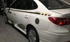 Hyundai Avante   2011 - Cần bán xe Hyundai Avante 2011, màu trắng, nhập khẩu  