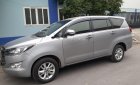 Toyota Innova 2016 - Bán Toyota Innova sản xuất năm 2016, màu bạc chính chủ