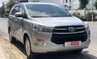 Toyota Innova 2018 - Cần bán lại xe Toyota Innova năm 2018, màu bạc