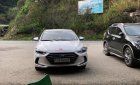 Hyundai Elantra MT 2018 - Cần bán gấp Hyundai Elantra MT 2018, màu trắng 