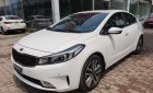 Kia Cerato 1.6 2016 - Bán ô tô Kia Cerato 1.6 năm sản xuất 2016, màu trắng