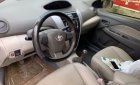 Toyota Vios   2011 - Cần bán Toyota Vios năm sản xuất 2011, màu bạc, số sàn