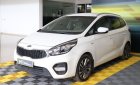 Kia Rondo 2.0MT 2017 - Bán Kia Rondo 2.0MT đời 2017, màu trắng