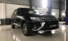 Mitsubishi Outlander 2019 - Bán ô tô Mitsubishi Outlander sản xuất năm 2019, màu đen