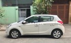 Hyundai i20 2010 - Cần bán Hyundai i20 đời 2010, màu trắng, xe nhập