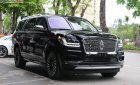 Lincoln Navigator black 2019 - Cần bán xe Lincoln Navigator Black sản xuất 2019, màu đen 