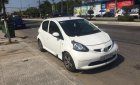 Toyota Aygo 2006 - Cần bán gấp Toyota Aygo đời 2006, màu trắng, xe nhập