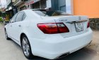 Lexus LS 2010 - Bán xe Lexus LS460L sản xuất 2010 màu trắng, 5 ghế có matxa, rada, nâng hạ gầm