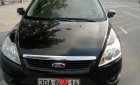 Ford Focus 2010 - Cần vốn làm ăn cần bán gấp đi Ford Focus 2010, xe gia đình