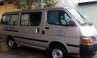 Toyota Hiace   2002 - Cần bán Toyota Hiace sản xuất 2002, xe gia đình