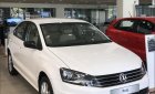 Volkswagen Polo B 2017 - Bán xe đức nhập Volkswagen Polo 2017, lăn bánh 690 triệu, tặng BH, bảo dưỡng, kính 3M, nano