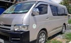 Toyota Hiace 2005 - Bán Toyota Hiace tải van 6 chỗ 850kg, máy dầu, đời 2005 chạy được giờ cấm trong nội đô TP