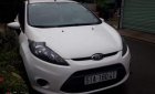 Ford Fiesta 2011 - Cần bán lại xe Ford Fiesta sản xuất năm 2011, màu trắng xe gia đình, giá tốt