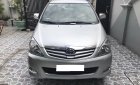 Toyota Innova 2011 - Cần bán xe Toyota Innova 2011 số sàn, màu bạc cực mới