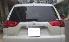 Mitsubishi Pajero Sport 2016 - Gia đình cần bán xe Mitsubishi Pajero Sport 2016, số sàn, máy dầu