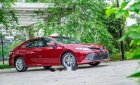 Toyota Camry 2019 - Bán Toyota Camry năm sản xuất 2019, màu đỏ, nhập khẩu