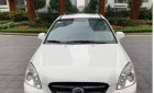 Kia Carens 2.0 AT  2010 - Cần bán gấp Kia Carens 2.0 AT năm 2010, màu trắng chính chủ giá cạnh tranh