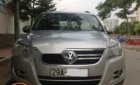 Volkswagen Tiguan   2010 - Bán ô tô Volkswagen Tiguan đời 2010, màu bạc, giá tốt