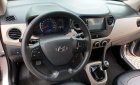 Hyundai Grand i10  MT 2016 - Bán Hyundai Grand i10 MT 2016, màu bạc, xe nhập, nội thất tươi mới