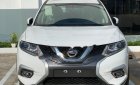 Nissan X trail V 2.5 SV Luxury 4WD 2018 - Cần bán xe Nissan X trail V 2.5 SV Luxury 4WD đời 2018, màu trắng