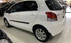 Toyota Yaris 2010 - Cần bán Toyota Yaris đời 2010, màu trắng, nhập khẩu