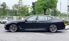 BMW 7 Series M760Li 2019 - Cần bán BMW 7 Series M760Li đời 2019, màu đen, nhập khẩu nguyên chiếc