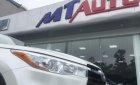 Toyota Highlander LE 2.7 AT FWD 2015 - Toyota Highlander LE 2.7 AT FWD năm sản xuất 2015, màu trắng, nhập khẩu nguyên chiếc