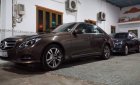 Mercedes-Benz E class  E250  2014 - Cần bán xe Mercedes E250 năm sản xuất 2014, màu nâu, tất cả đều nguyên zin