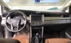 Toyota Innova   E  MT 2019 - Bán Innova số sàn E màu đồng, odo 19.000km