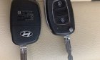 Hyundai Starex 2.5 2016 - Cần bán Hyundai Starex 2.5 đời 2016, màu bạc, xe nhập