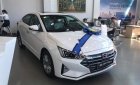 Hyundai Elantra 1.6 AT 2019 - Bán ô tô Hyundai Elantra 1.6 AT đời 2019, màu trắng, giá tốt