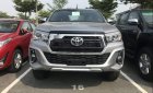 Toyota Hilux   2019 - Bán Toyota Hilux đời 2019, màu bạc, xe nhập, giá 858tr