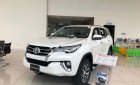 Toyota Fortuner 2.8V 4x4 AT 2019 - Bán xe Toyota Fortuner 2.8V 4x4 AT năm 2019, màu trắng