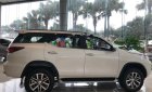 Toyota Fortuner 2.8V 4x4 AT 2019 - Bán xe Toyota Fortuner 2.8V 4x4 AT năm 2019, màu trắng