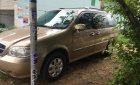 Kia Carnival 2008 - Cần bán lại xe Kia Carnival năm sản xuất 2008, màu vàng, sơn zin, máy êm