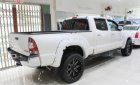 Toyota Tacoma 2014 - Bán Toyota Tacoma sản xuất 2014, màu trắng, hộp số tự động