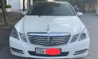 Mercedes-Benz E class E300 2011 - Bán xe Mercedes E300 sản xuất năm 2011, màu trắng, 925tr